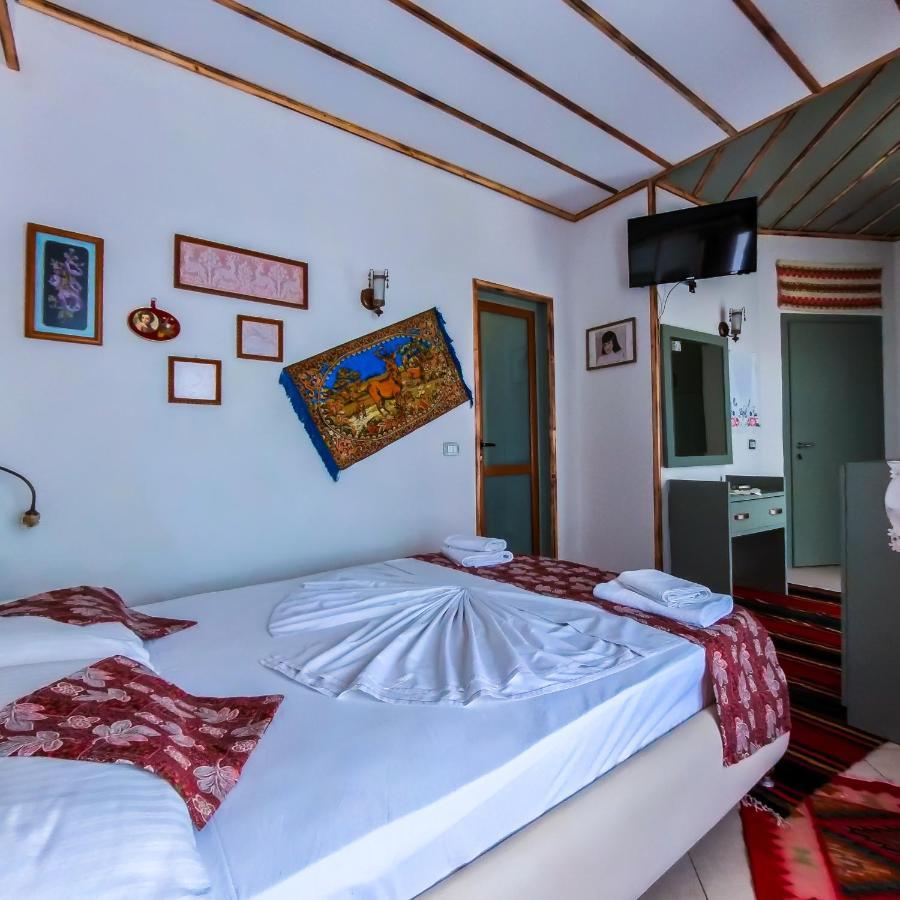 Oda'S Room Sarandë Buitenkant foto
